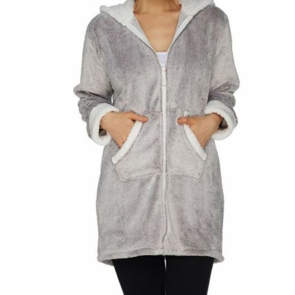 Cuddl Duds Intimates & Sleepwear Cuddl Duds Frosted Fleece Zipup